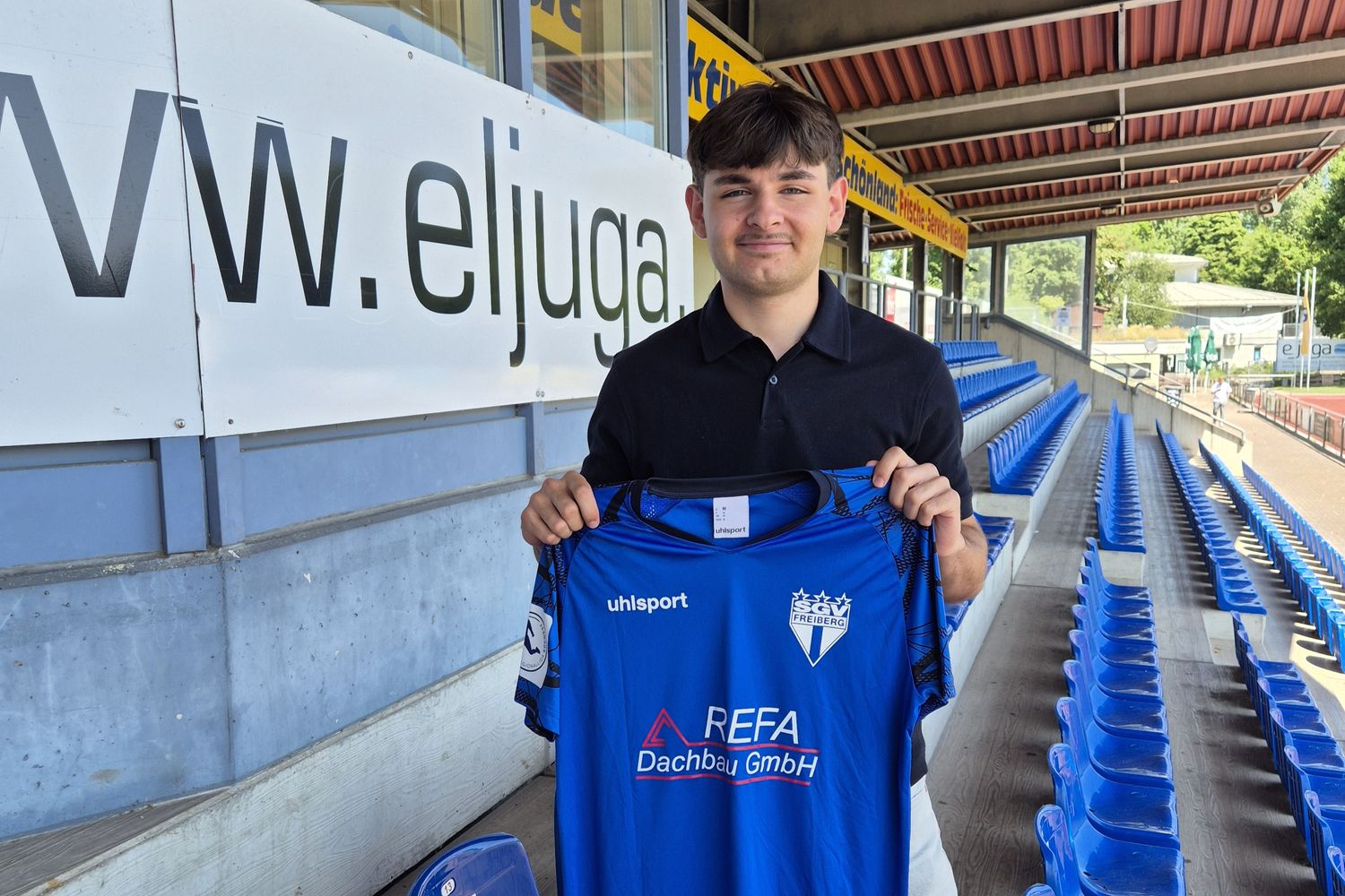 Melvin Cerkez rückt aus der U19 in die erste Mannschaft auf