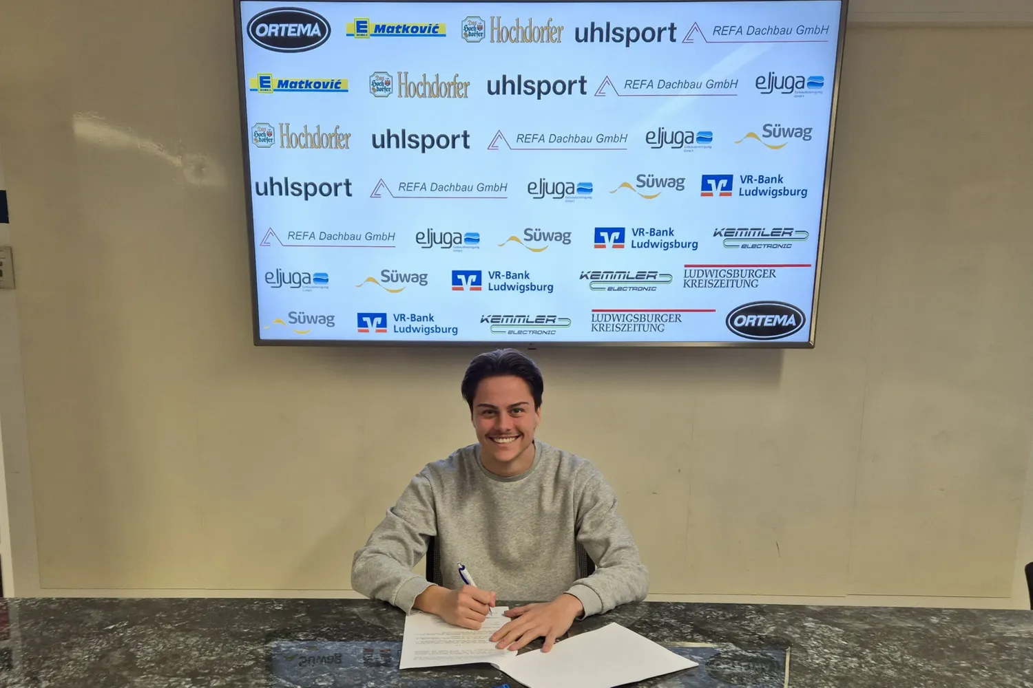 Minos Gouras wechselt zum SGV Freiberg Fußball