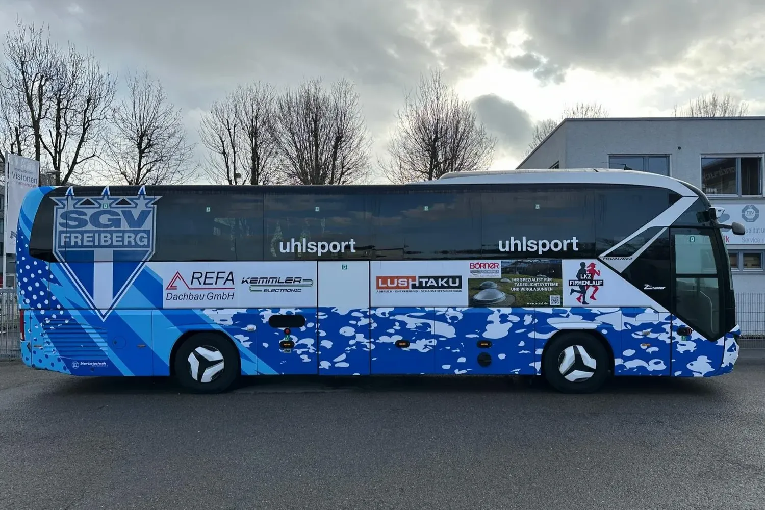Unser neuer Mannschaftsbus ist da!