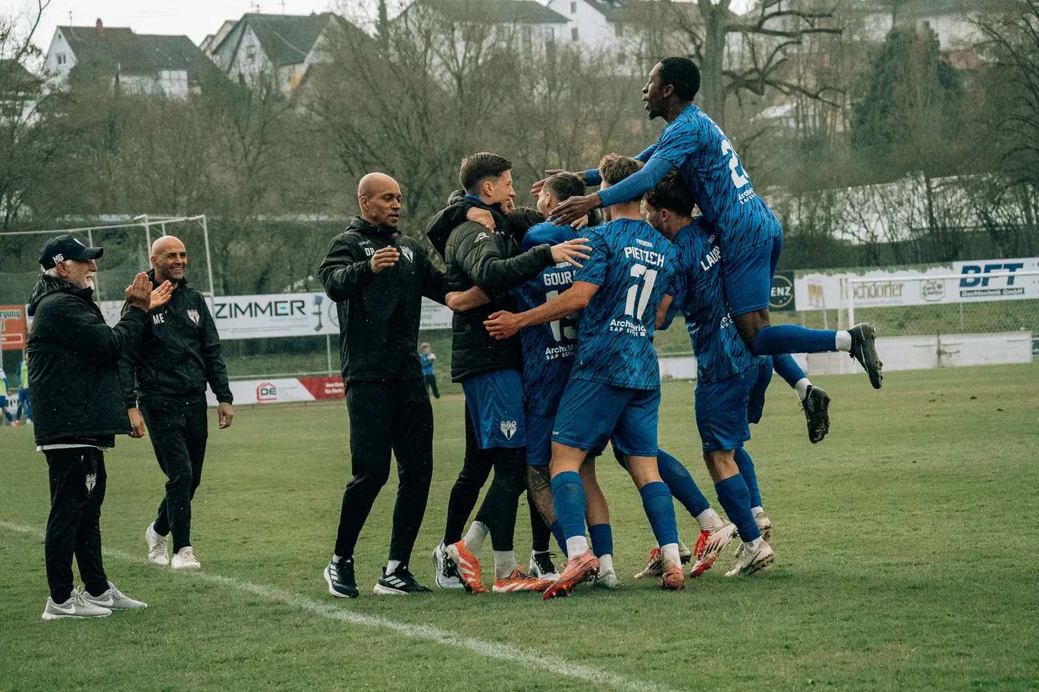 Gouras schießt Freiberg zurück an die Spitze