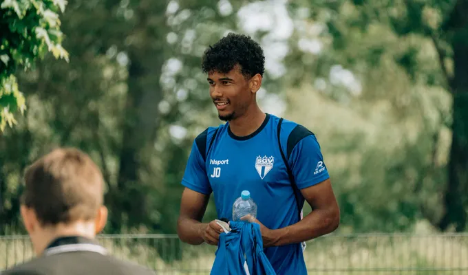 James Ojiekhai erhält Profivertrag beim SGV