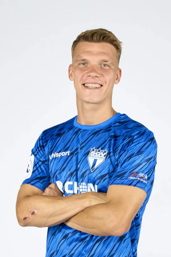 Tino Bradara