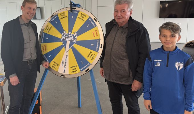 Einweihung der SpiZ: SGV Freiberg Fußball war dabei!